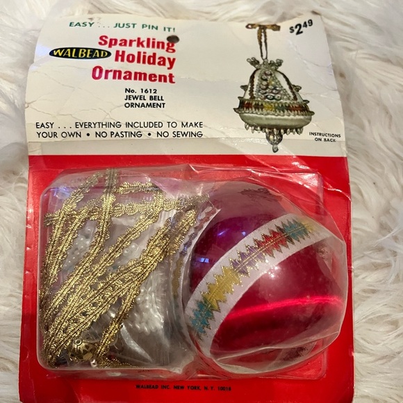 Sparkling Holiday Ornament - Red and Gold vintage diy mcm NEW - Picture 1 of 3